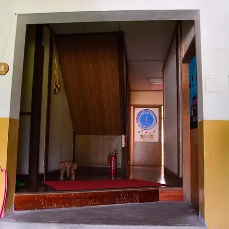 Guest House Shiroikiseki Toyama Exterior photo